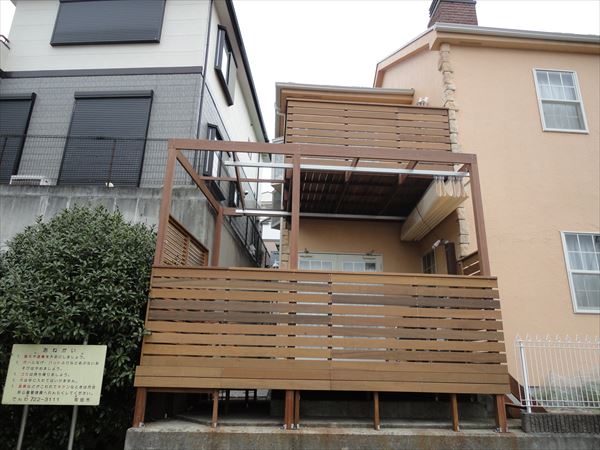 東京都町田市 I邸 ２階建てウッドデッキ 腐ったデッキはデザイン新たに快適空間へ造り替え