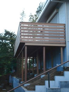 神奈川県横浜市 K邸 傾斜地の新築にデッキ！快適空間が増えました