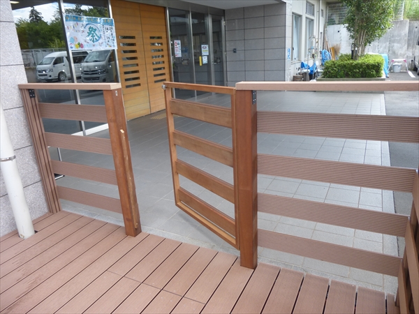 神奈川県横浜市神奈川区 [福祉施設] 腐蝕したデッキの造り替え。自然を愉しむ憩いの空間が完成