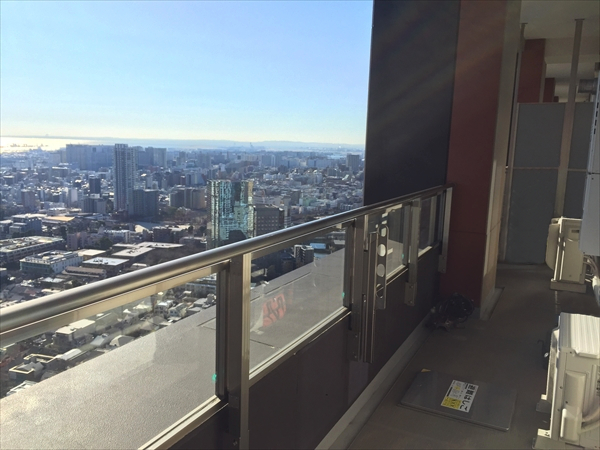 東京都品川区 K邸 タワーマンション高層階に広がる都会のオアシス。プライベートデッキで安らぎの休日を