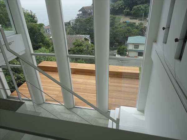 神奈川県横須賀市　貸し別荘のテラス　鉄筋コンクリートの基礎工事