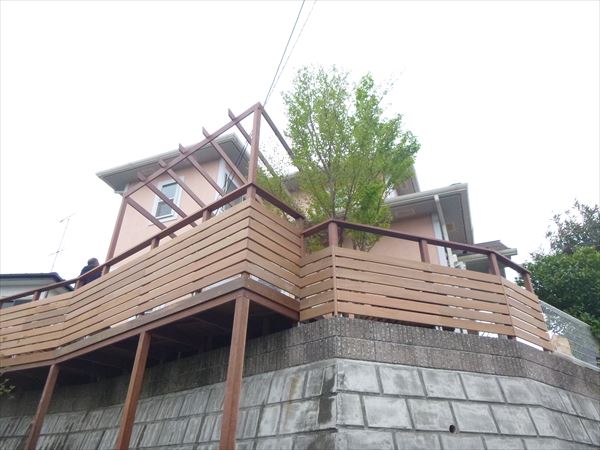 神奈川県藤沢市 Ｈ邸 バーベキューを楽しむウッドデッキを造り替え