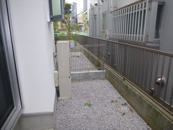 神奈川県川崎市幸区 T邸 開放感ある１F庭デッキと、『DEN－隠れ家』のようなプライベート感ある３Fベランダウッドデッキ