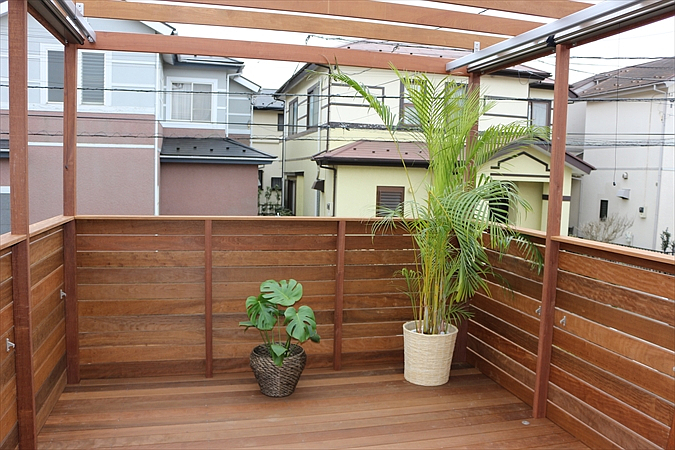 神奈川県川崎市 S邸 リビングよりつながる開放感とプライベート感が心地よく共存する空間