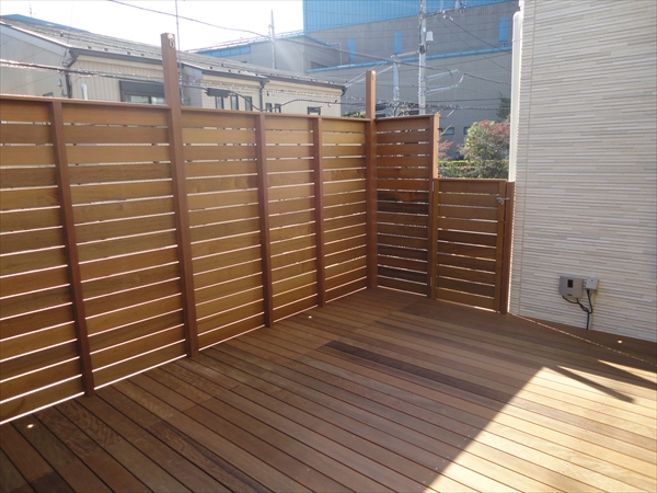神奈川県座間市 U邸 お子様が安心して遊べるスペースを。2台分ある車庫上の一部を新たなお庭に