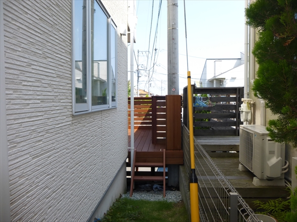 神奈川県藤沢市 N邸 窮屈なアルミバルコニーを撤去し３倍の広さを確保！ こだわりのフェンスデザインで生まれ変わった空中庭園