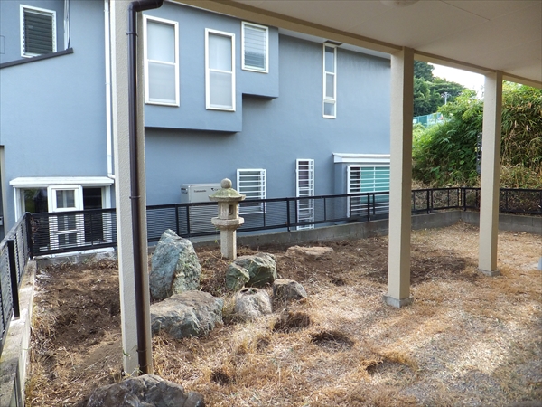 神奈川県横浜市青葉区 F邸 深刻な笹被害に遭ったお庭を 天然木と石で和モダンアレンジ