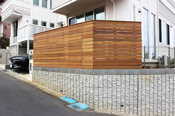 神奈川県川崎市麻生区　K邸　庭とは言いづらい変形スペースをリビングフラットのプライベートルームに！