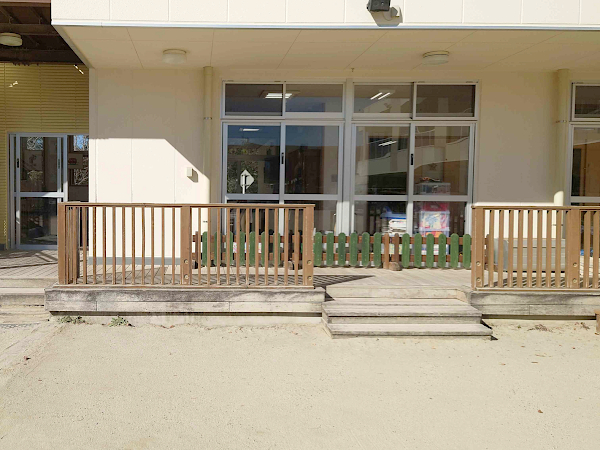 【千葉県千葉市M幼稚園 建築デザイン フェンス】B