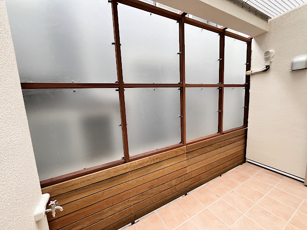 【世田谷区 一戸建て庭 ウッドデッキ】B1