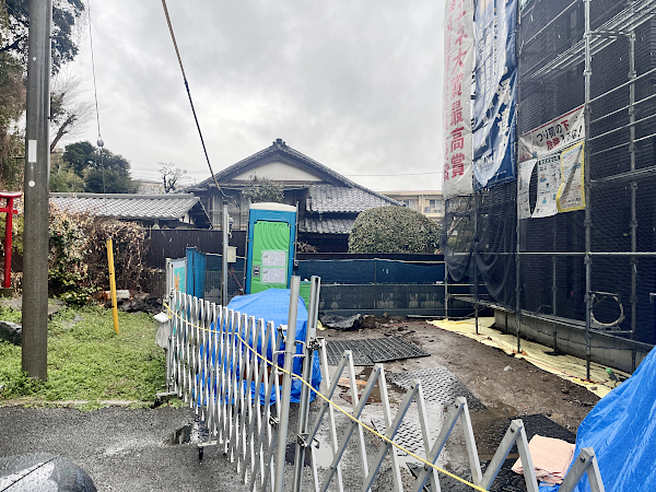 【 鎌倉市 一戸建て庭 フェンス】A