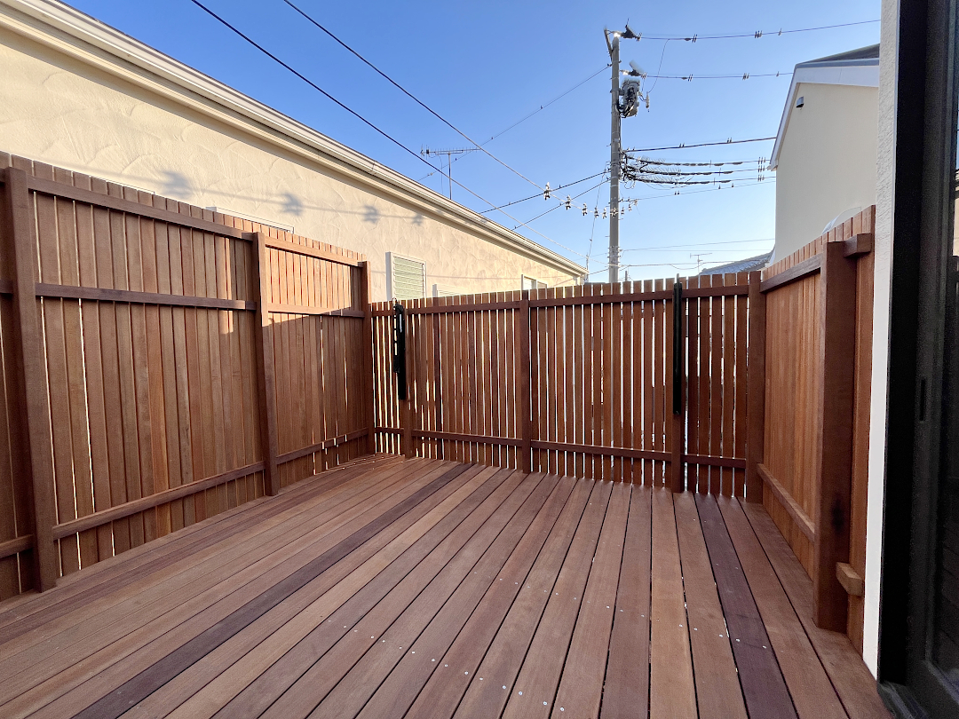 【茅ヶ崎市 一戸建て庭 ハイデッキ】B3