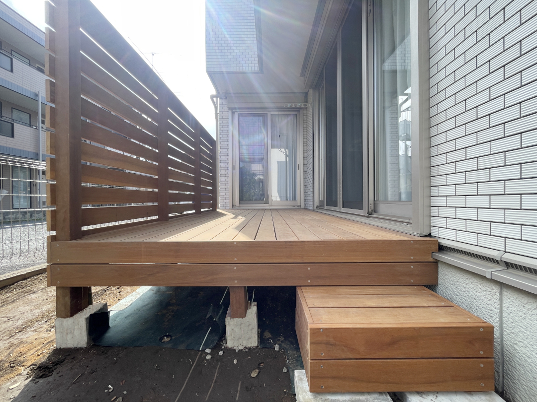 【中原区 一戸建て庭 ウッドデッキ】after_01