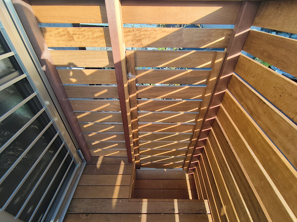 【旭区 一戸建て庭 ウッドデッキ】after_03