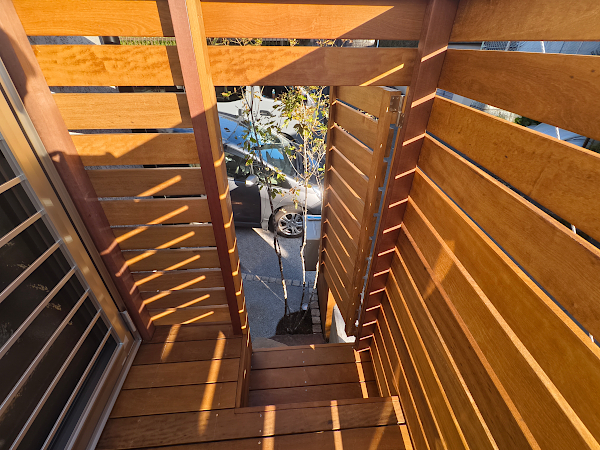 【旭区 一戸建て庭 ウッドデッキ】after_04