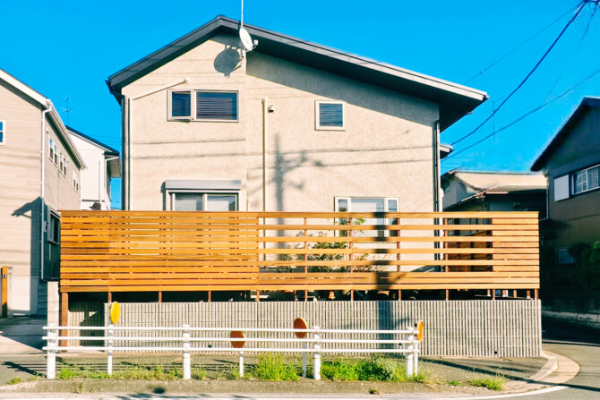 【旭区 一戸建て庭 ウッドデッキ】after_top