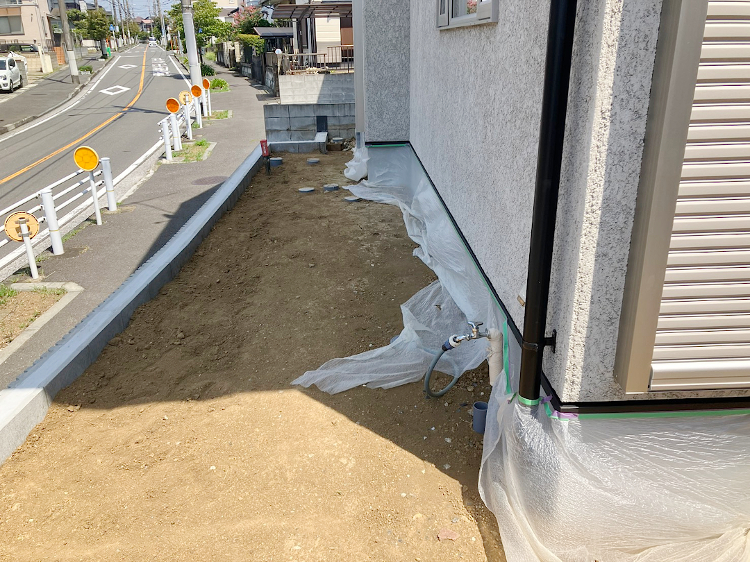 【旭区 一戸建て庭 ウッドデッキ】before_01