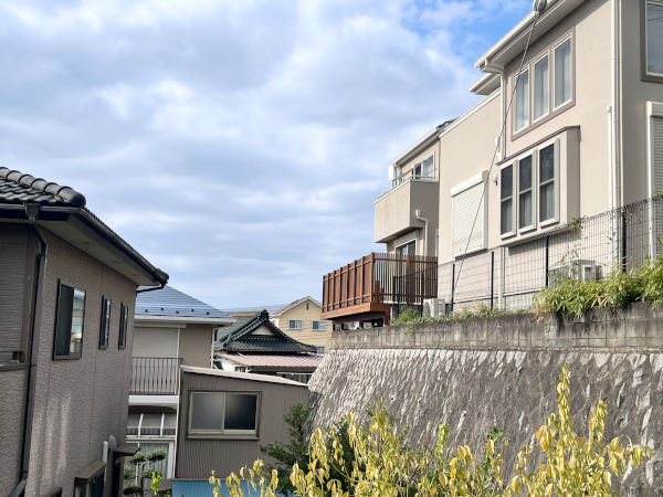 【 町田市 一戸建て庭 ウッドデッキ】A1