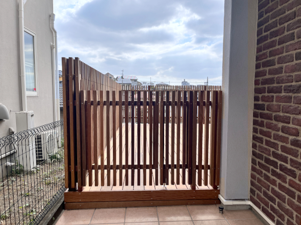 【 町田市 一戸建て庭 ウッドデッキ】B1