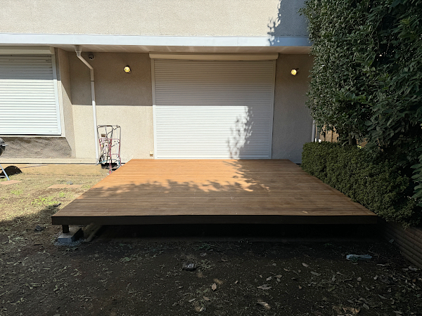 【世田谷区 一戸建て庭 ウッドデッキ】after_02