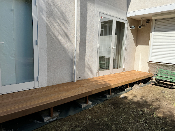 【世田谷区 一戸建て庭 ウッドデッキ】after_04