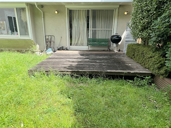 【世田谷区 一戸建て庭 ウッドデッキ】before_02