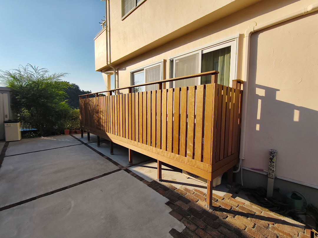 【 町田市 一戸建て庭 ウッドデッキ】
