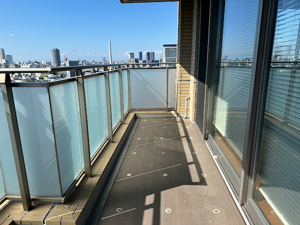 【渋谷区 マンションベランダ ウッドデッキ】before_01