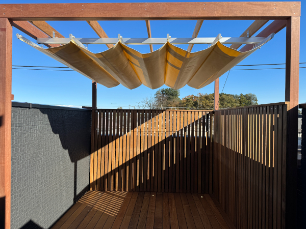 【千葉県蓮田市 一戸建て屋上 ウッドデッキ】after_02