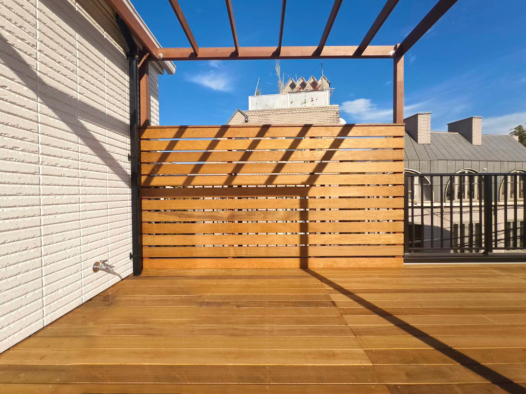 【世田谷区 一戸建て屋上 ウッドデッキ】after_02