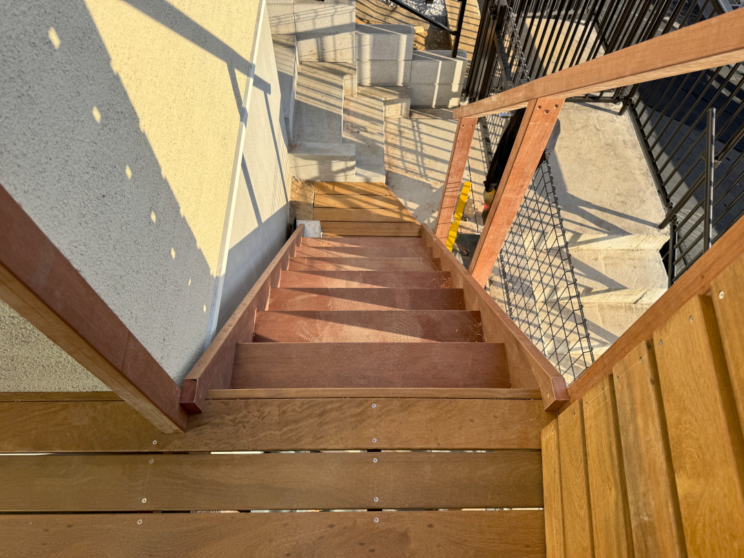 【八王子市 傾斜地 ハイデッキ】after_09