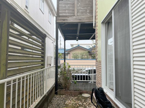 【 鎌倉市 一戸建て庭 ウッドデッキ】before_02