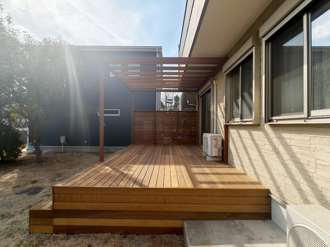 【逗子市 一戸建て庭 ウッドデッキ】after_05