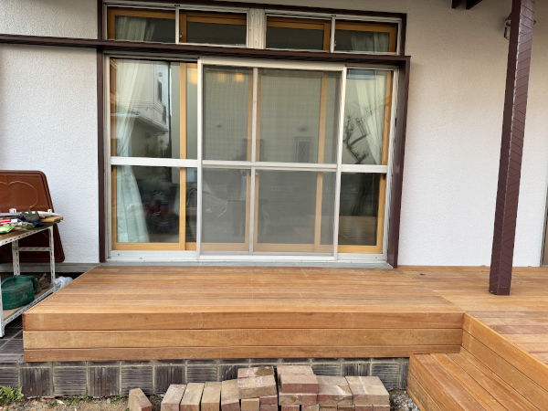 【豊島区 一戸建て庭 ウッド デッキ】after_03