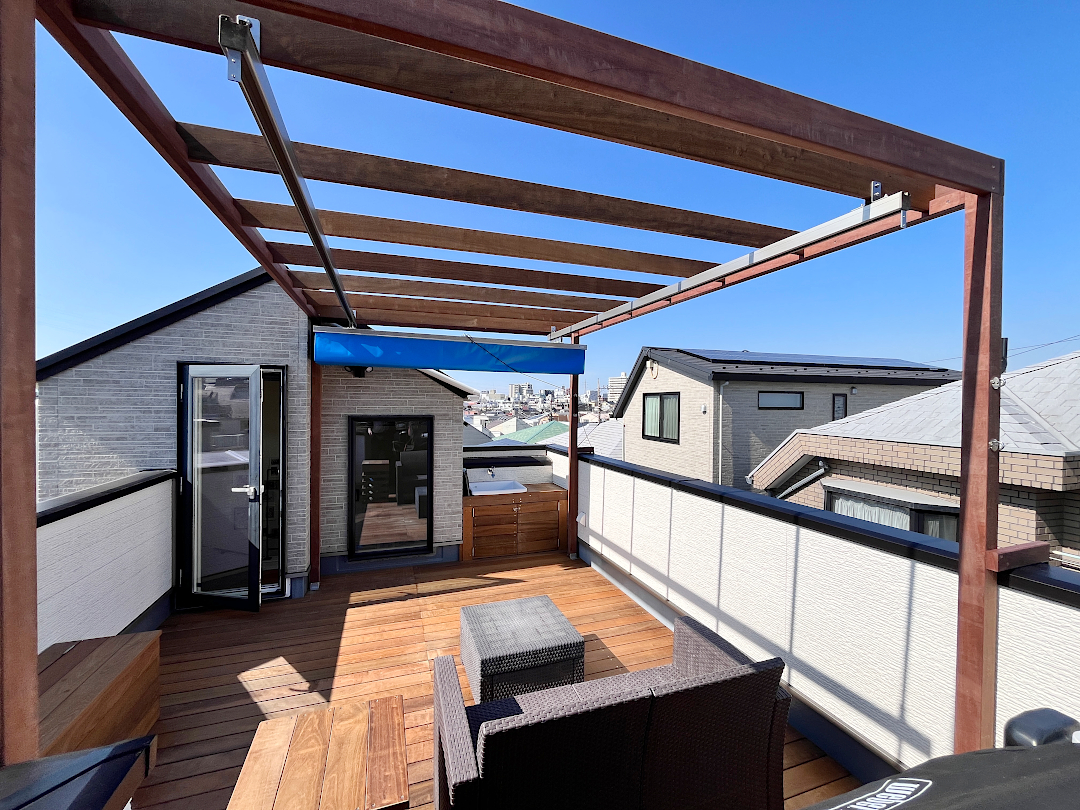 【目黒区 一戸建て屋上 ウッドデッキ】C