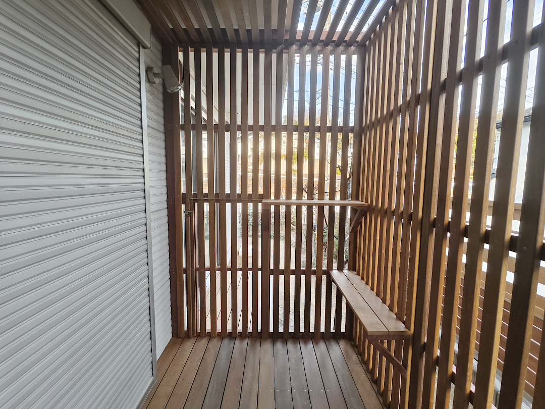 【川崎市麻生区 一戸建て庭 ウッドデッキ】after_03