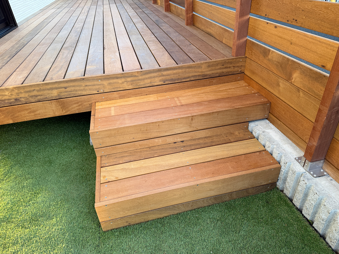 【磯子区 一戸建て庭 ウッドデッキ】after_04