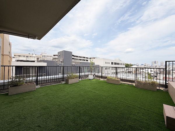 【目黒区 マンションルーフバルコニー 樹脂木デッキ 】_after_07