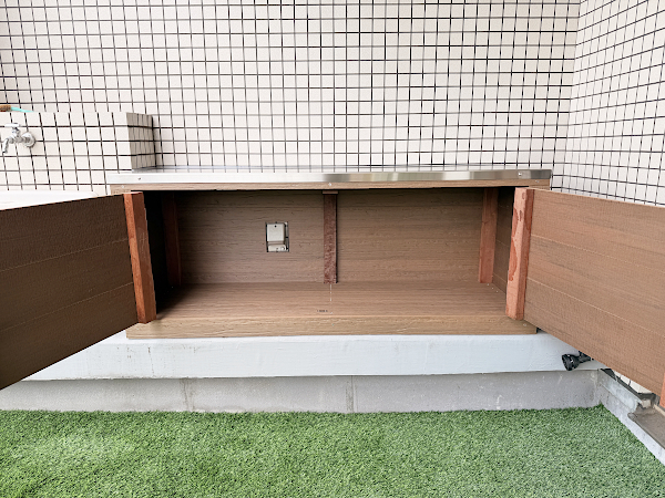 【目黒区 マンションルーフバルコニー 樹脂木デッキ 】after_10