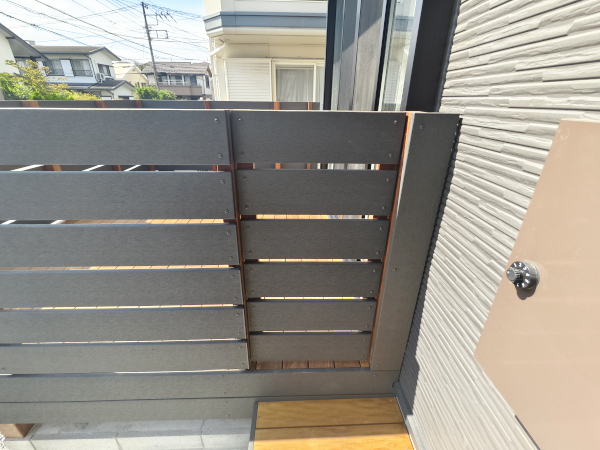 【藤沢市 一戸建て庭 ウッドデッキ】after_04