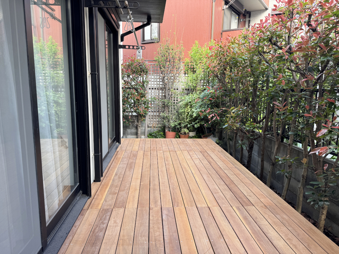 【世田谷区 一戸建て庭 ウッドデッキ】after_04
