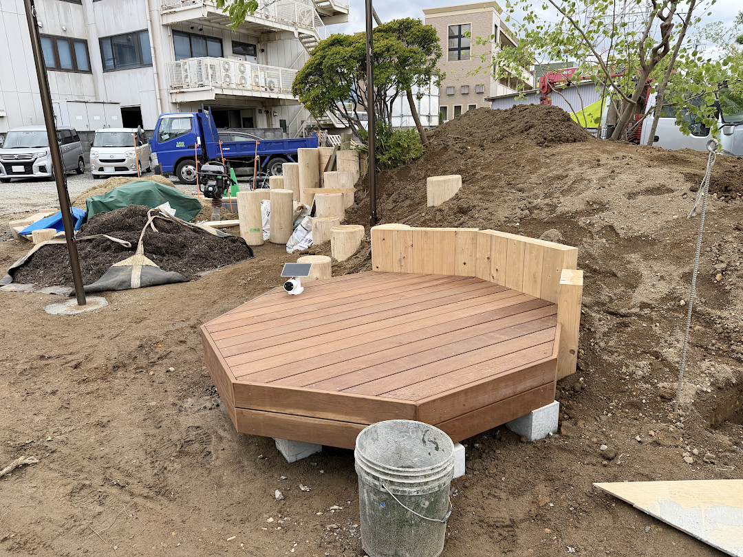 【某こども園 建築デザイン ウッドデッキ】after_02