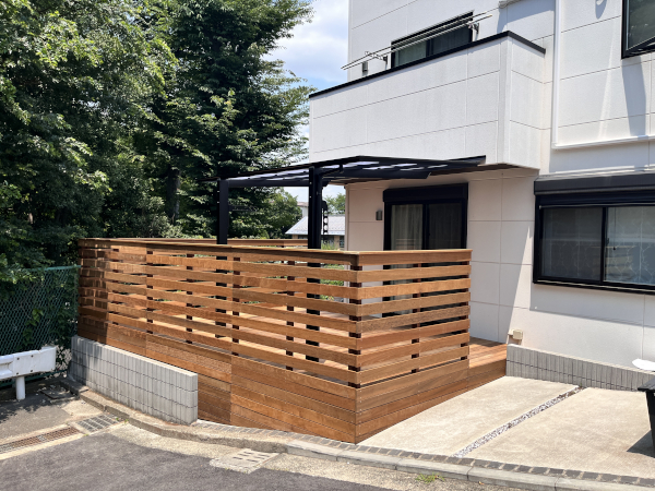 【横浜市港北区 一戸建て庭 ウッドデッキ】A1