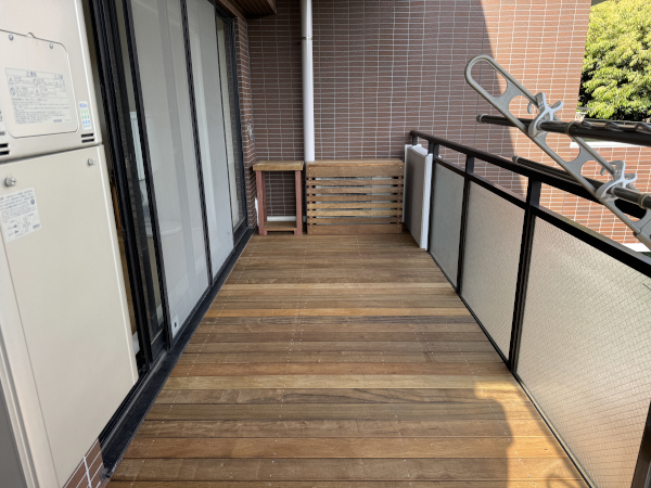 【横浜市西区 マンションベランダ ウッドデッキ】after_01