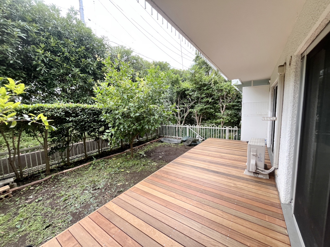【横浜市中区 マンション専用庭 ウッドデッキ】A2