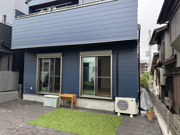 【横浜市青葉区 一戸建て庭 ウッドデッキ 】before01